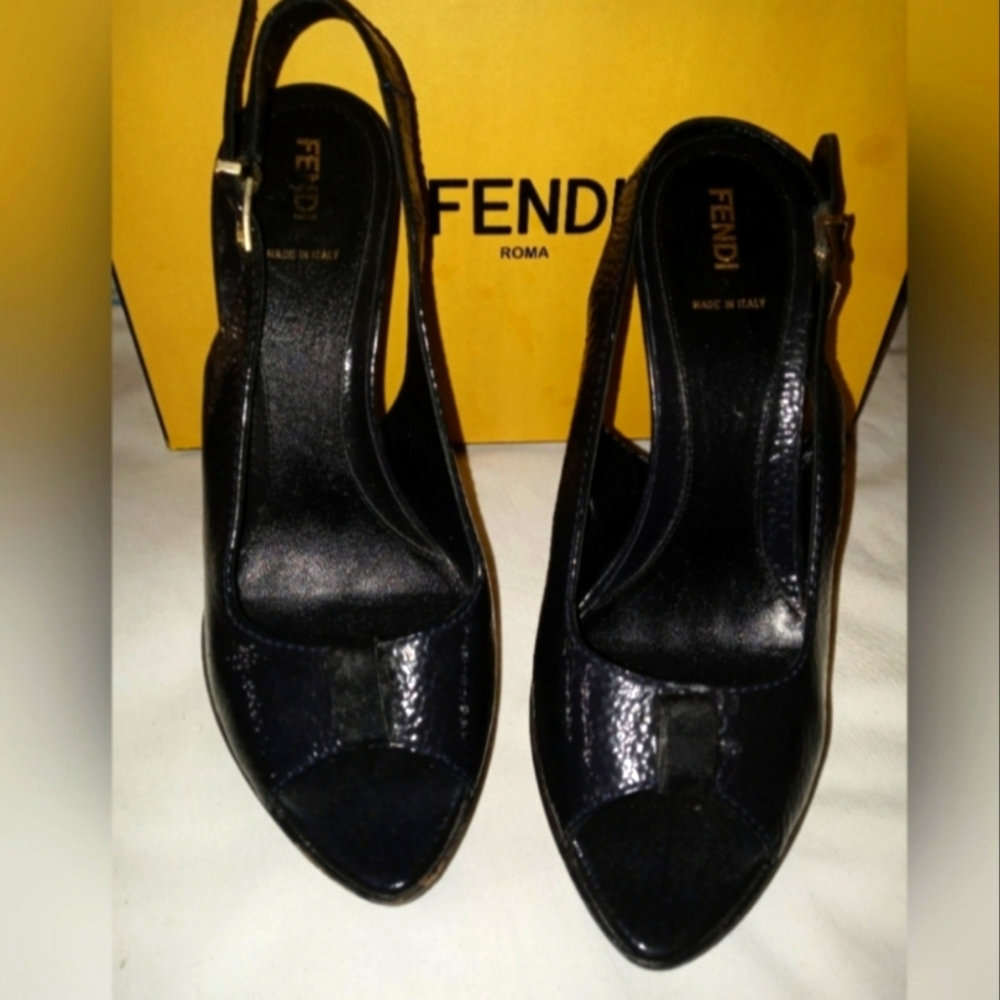 Authentic Fendi Slingback Platform Peep Toed Heel. Size 40